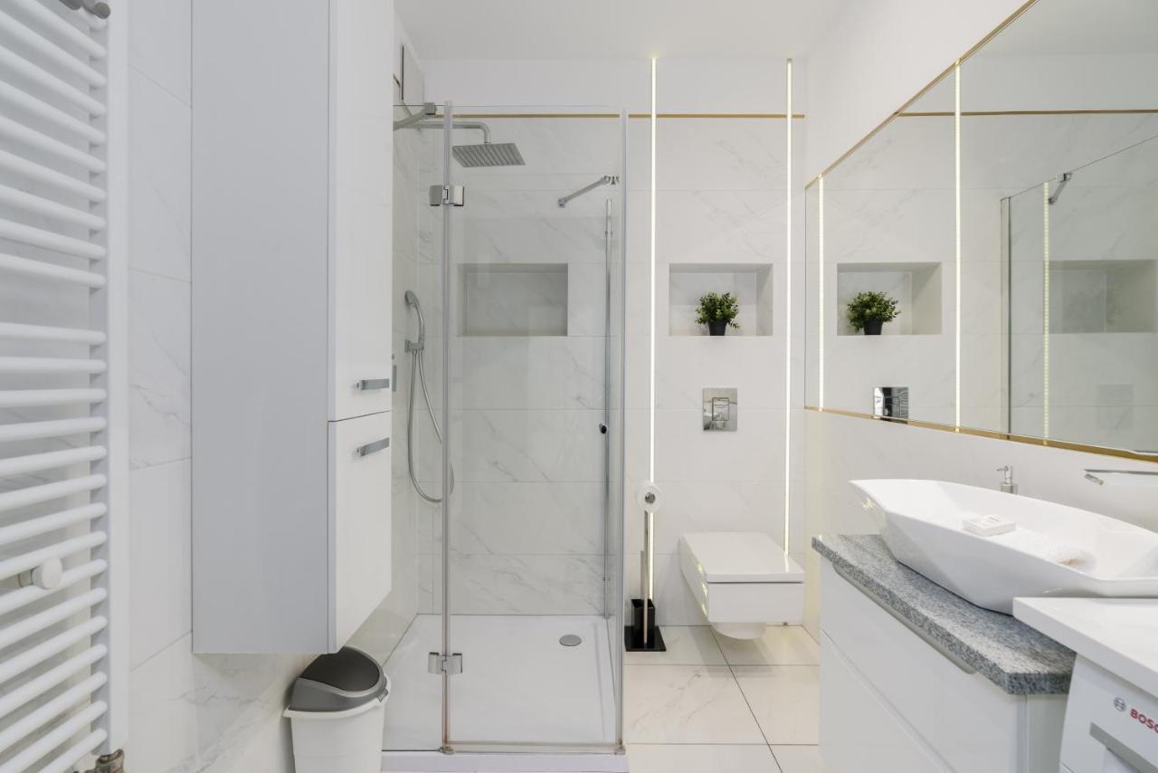 Apartment Rozana Poznan By Noclegi Renters Екстериор снимка