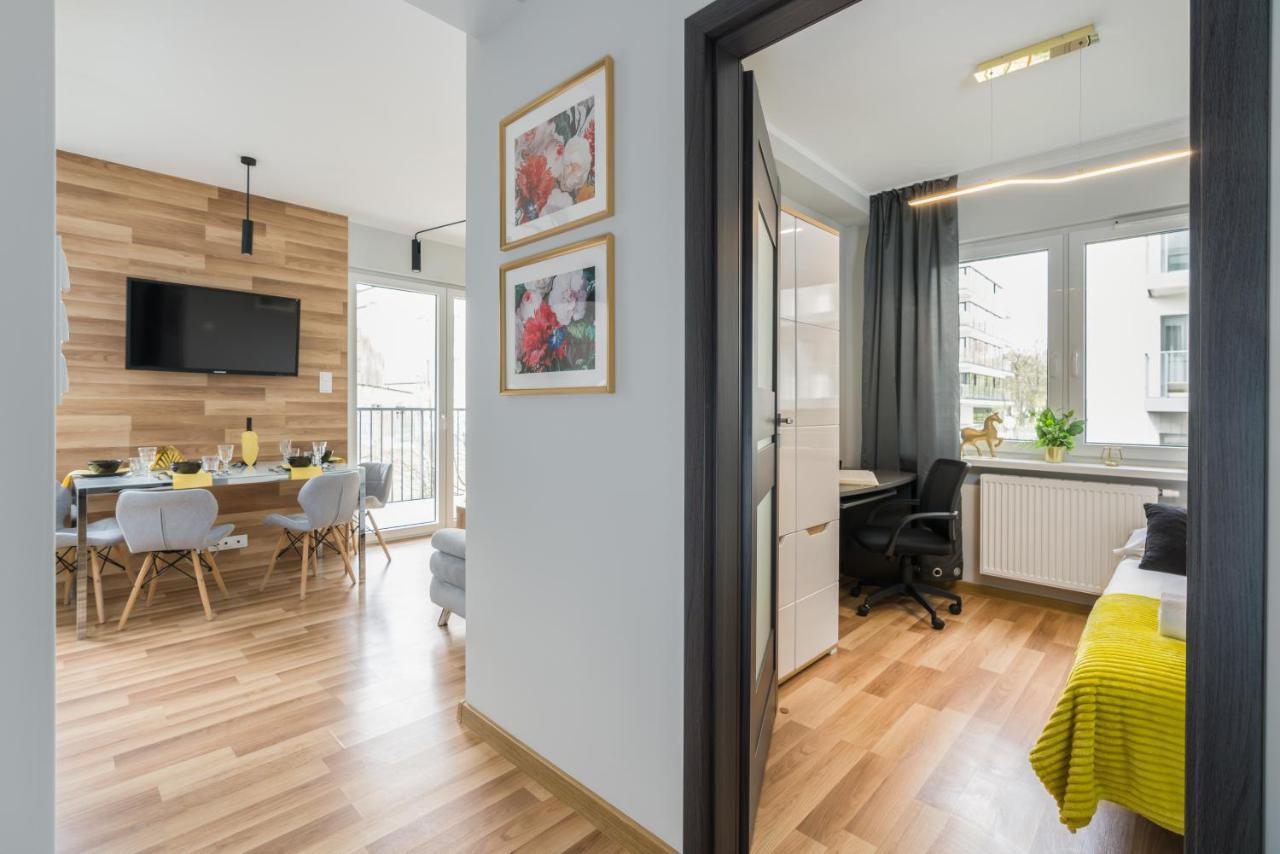 Apartment Rozana Poznan By Noclegi Renters Екстериор снимка