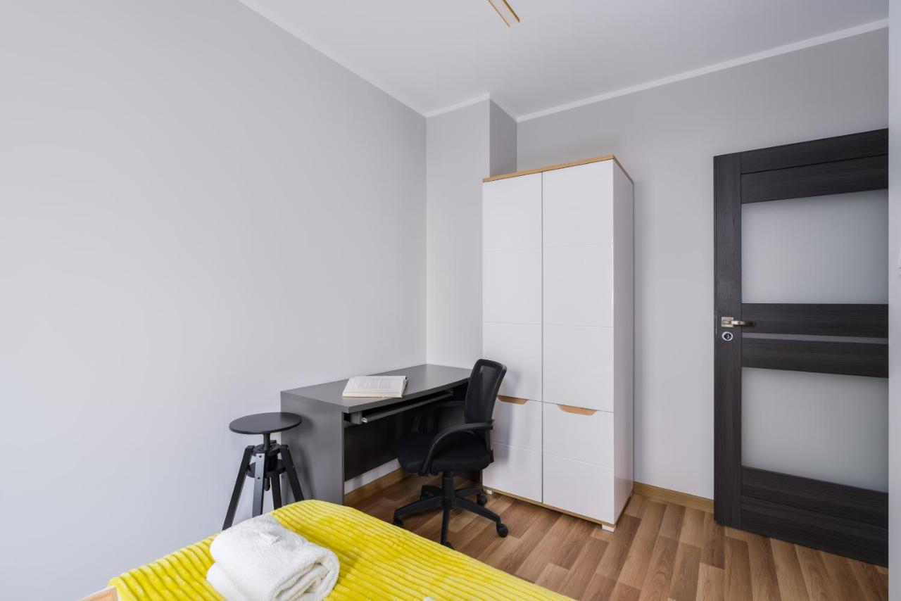 Apartment Rozana Poznan By Noclegi Renters Екстериор снимка