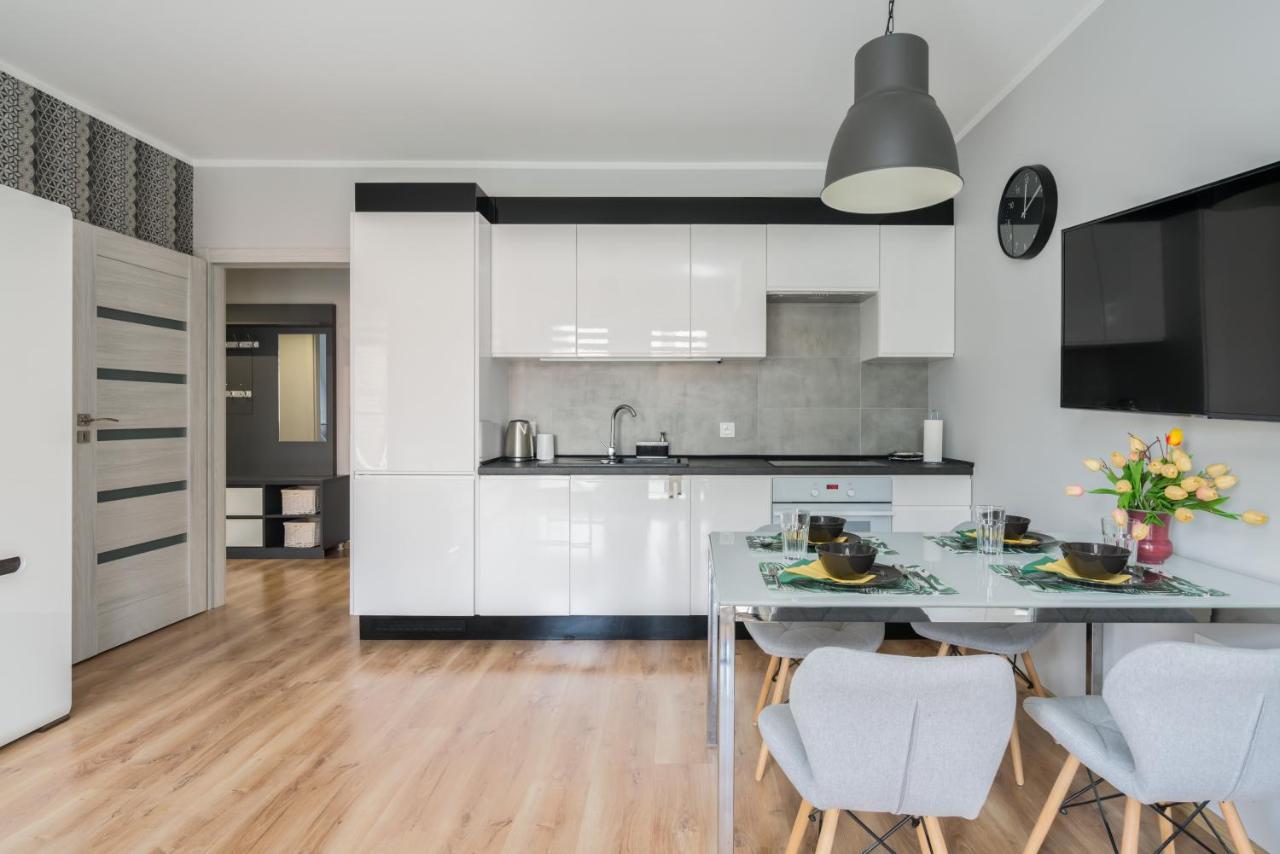 Apartment Rozana Poznan By Noclegi Renters Екстериор снимка
